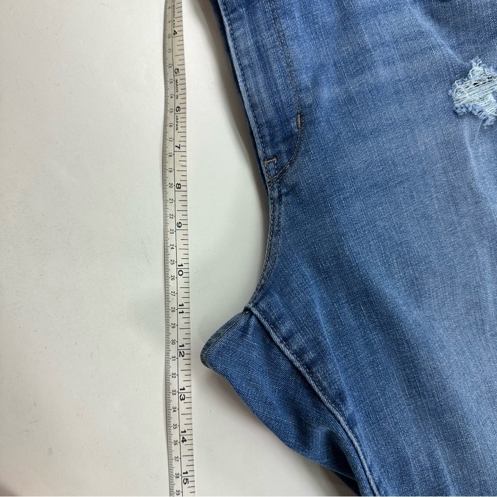 Levi’s Blue Bermuda Denim Shorts Women’s 33 - Picture 7 of 8